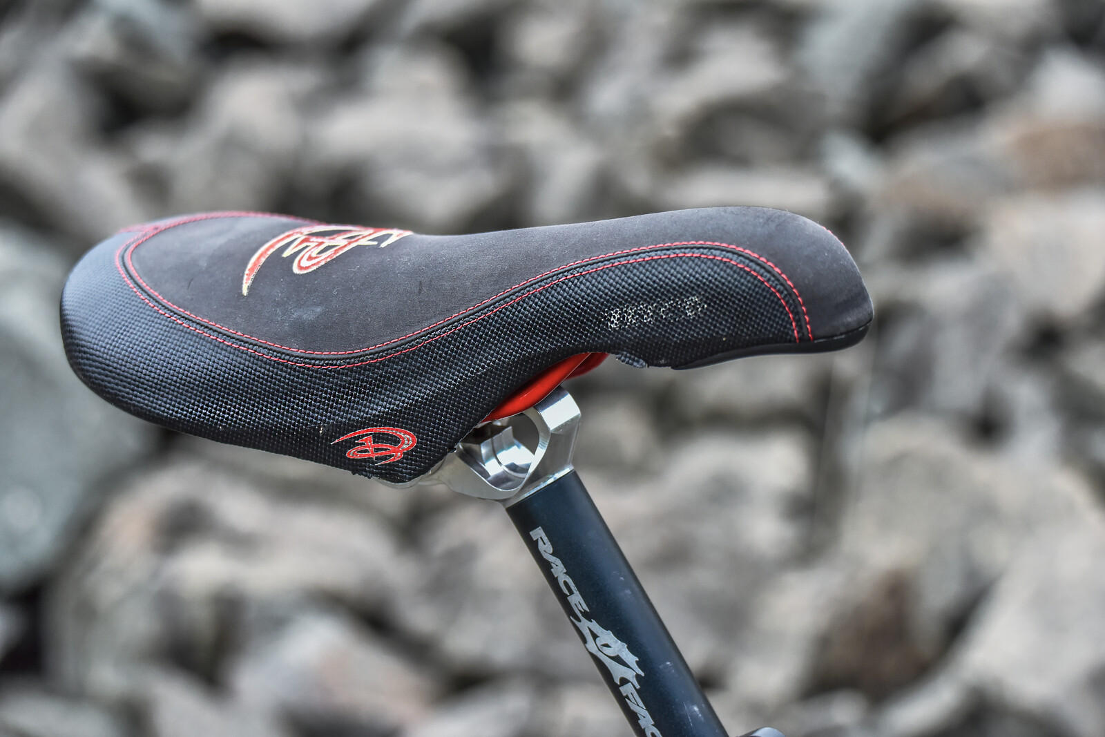 Rocky Mountain RM7 - Wade Simmons Edition - JDM's Bike Check